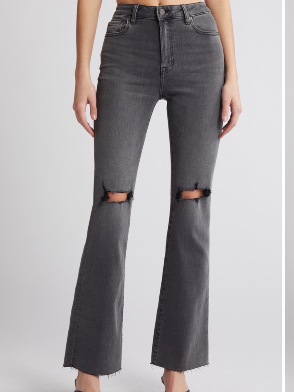 HIDDEN JEANS Ryan Ripped
High Waist Bootcut Jeans